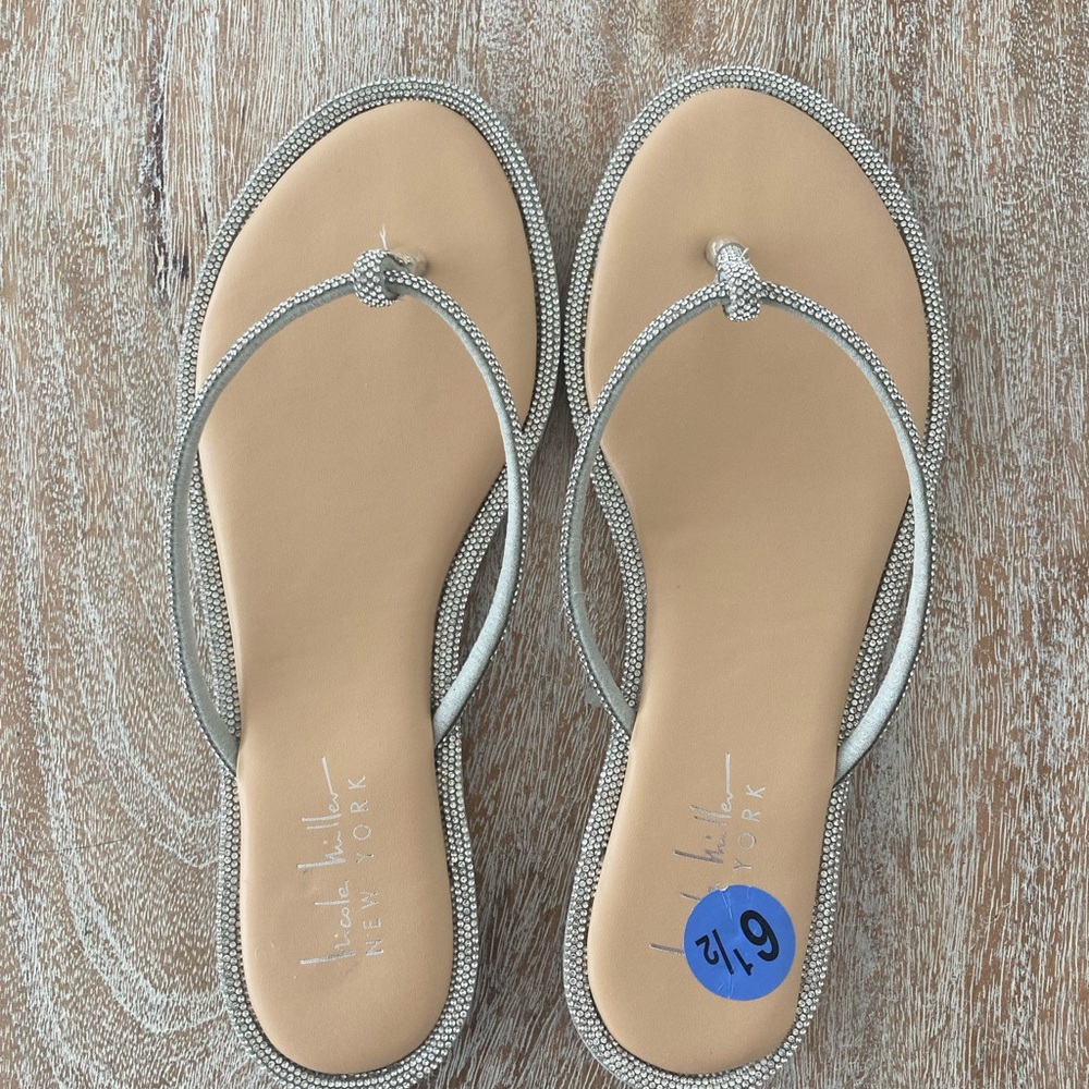 Nicole Miller Silver Tan Sandals Minimalist Design